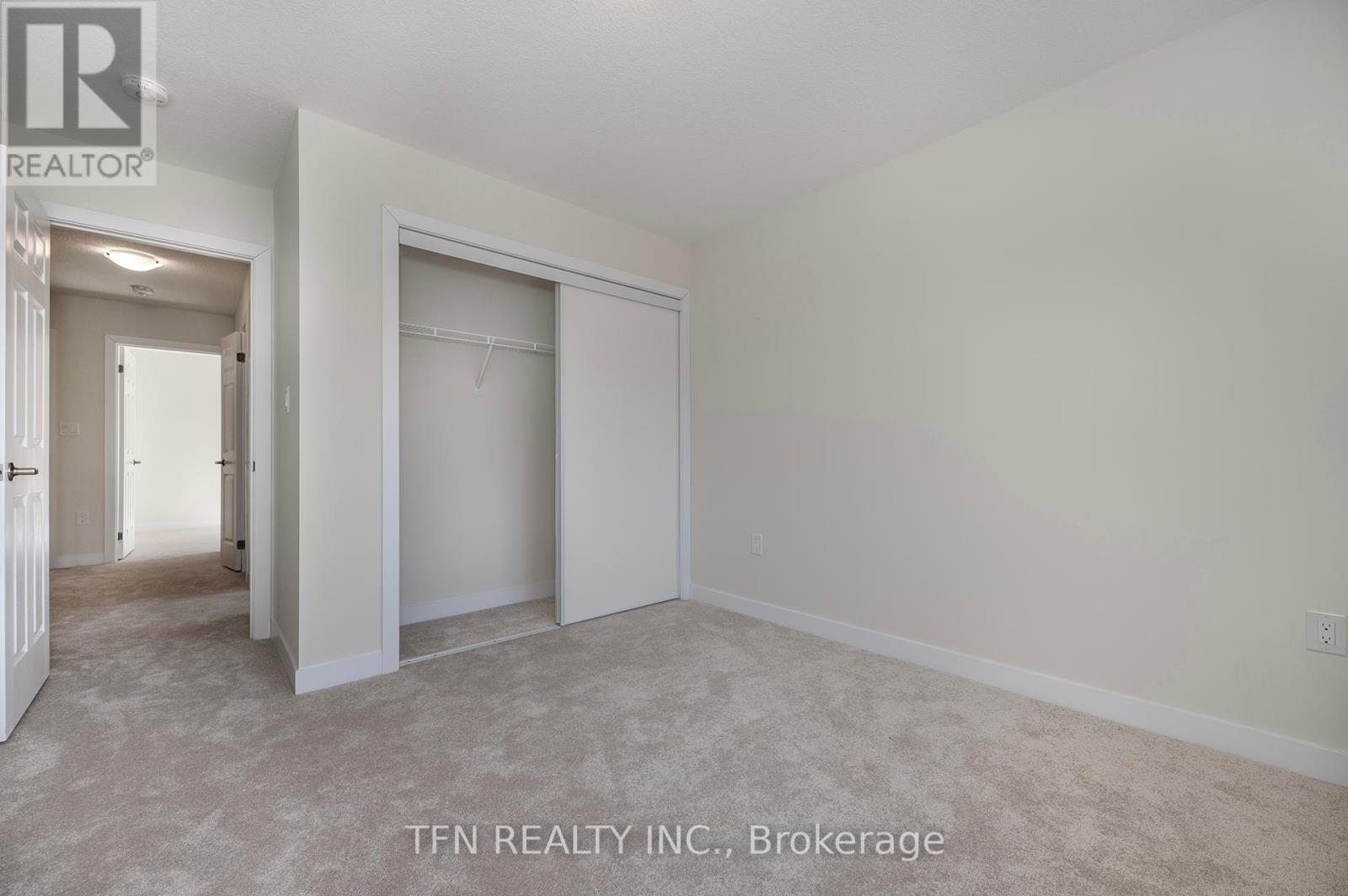 71 Wintergreen Crescent, Haldimand, Ontario  N3W 0H8 - Photo 45 - X12333959