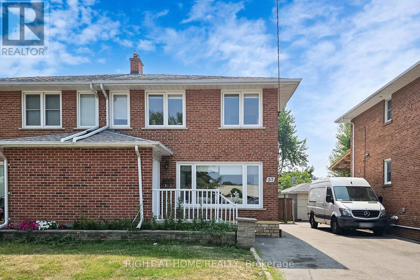 Property at 57 WYNDCLIFF CRESCENT image 1