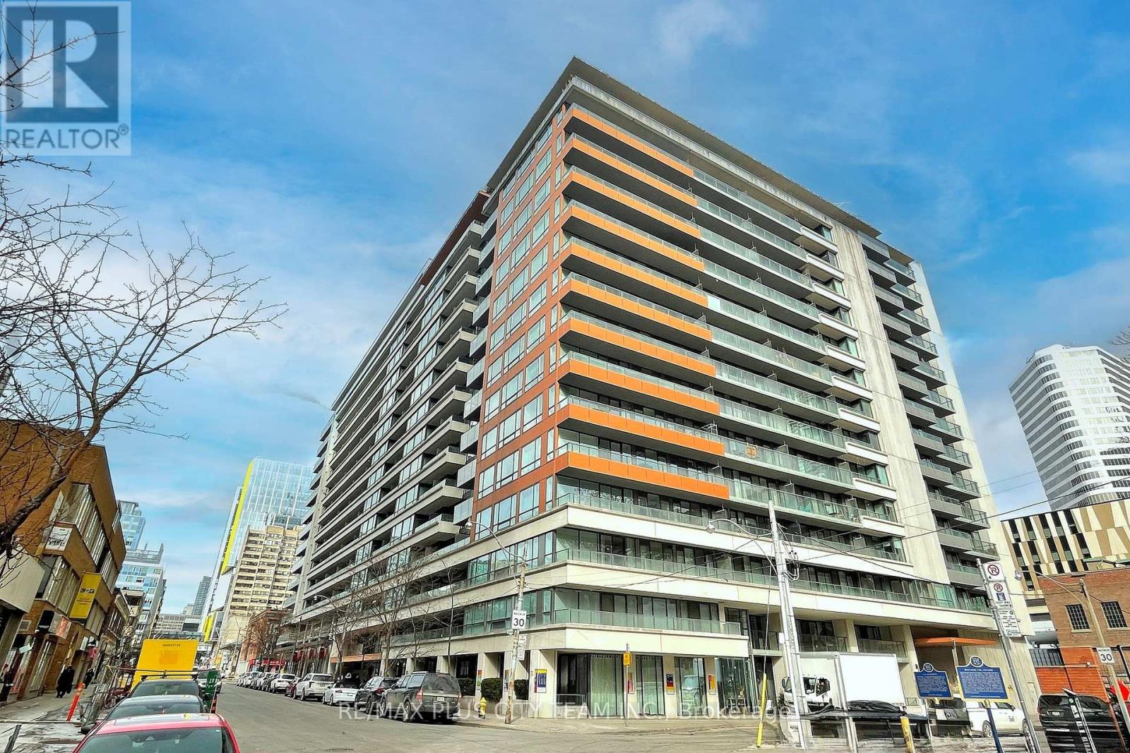 308 - 111 ELIZABETH STREET, Toronto, Ontario