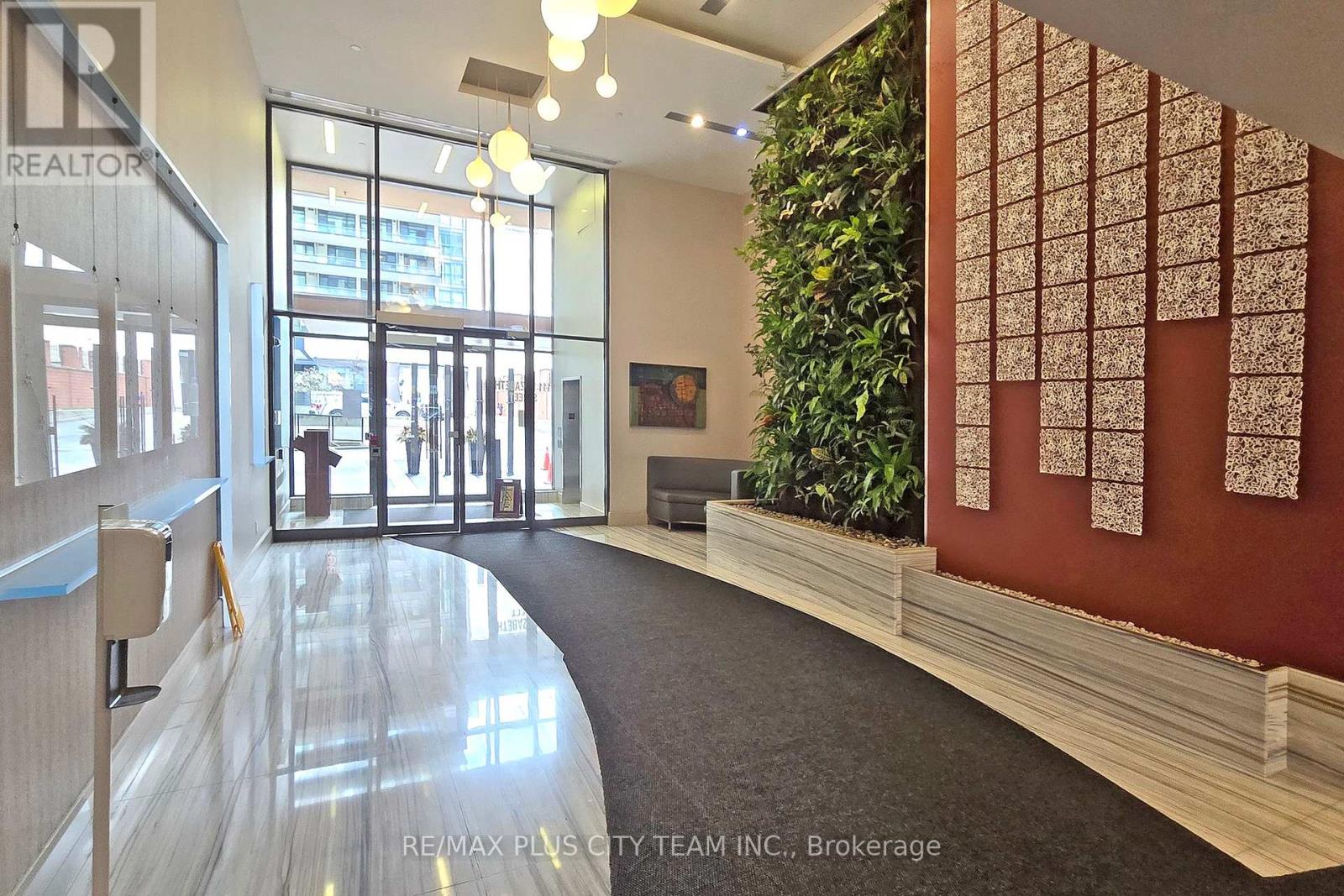 308 - 111 Elizabeth Street, Toronto, Ontario  M5G 1P7 - Photo 2 - C12334074