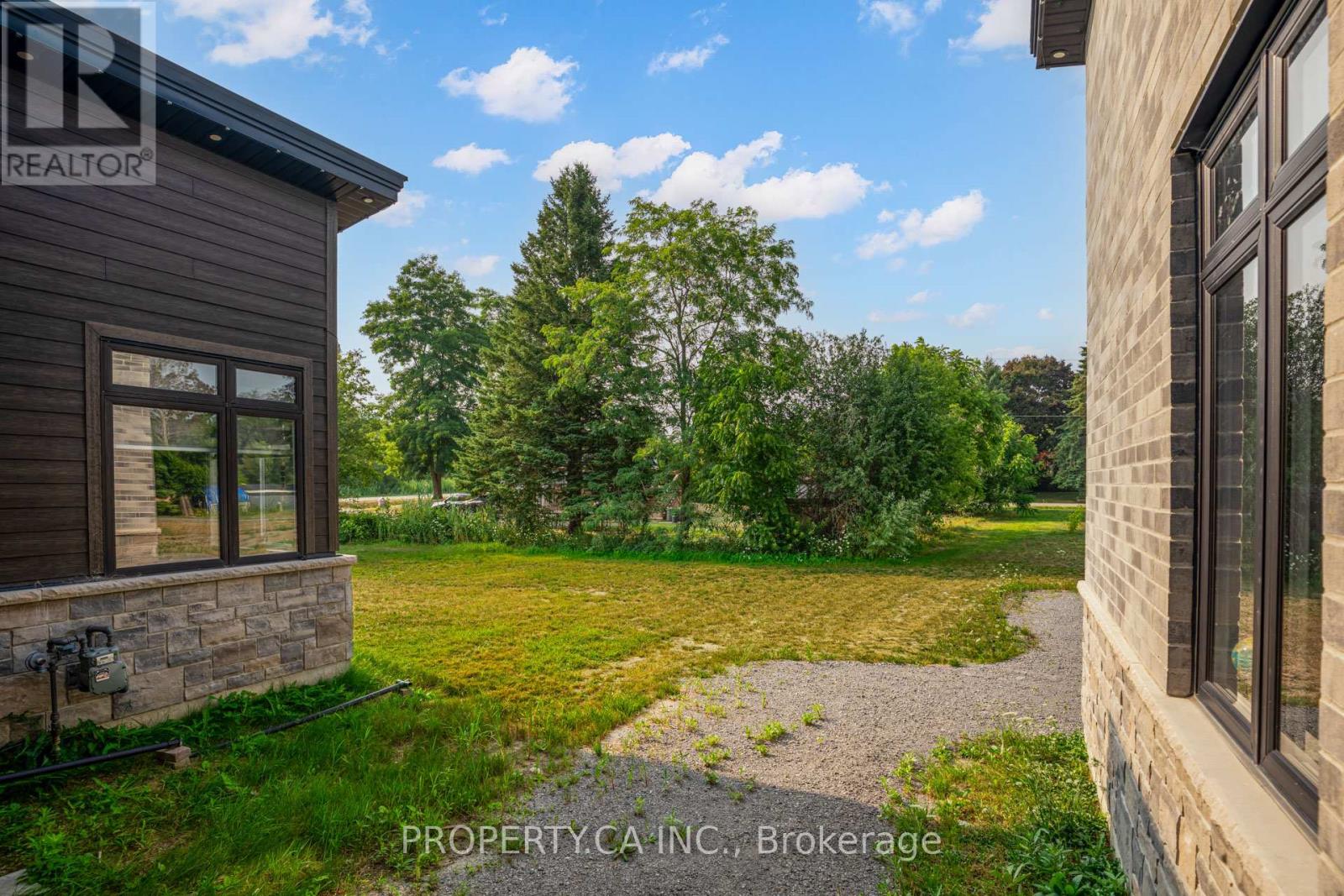 11 Jones Avenue, Clarington, Ontario  L0A 1J0 - Photo 5 - E12334015