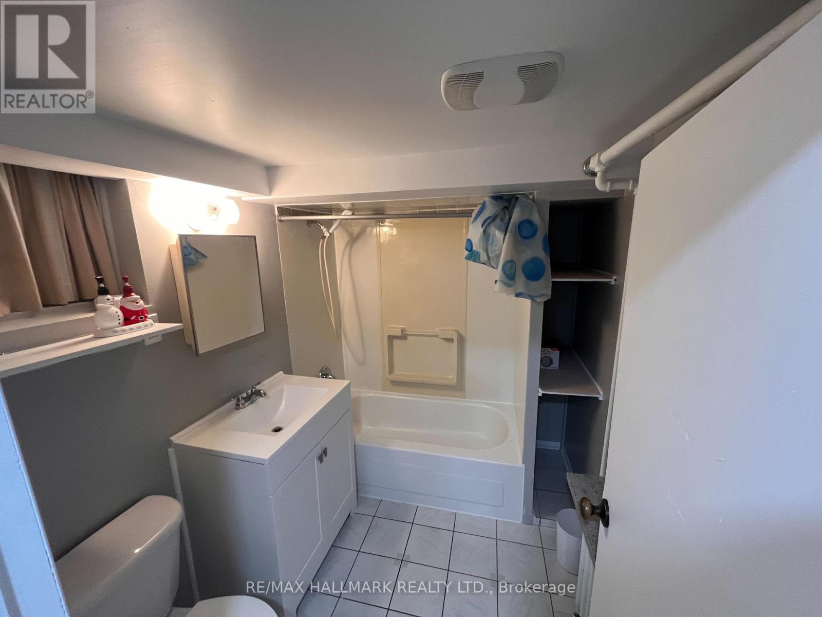 Lower - 17 Mystic Avenue, Toronto, Ontario  M1L 4G6 - Photo 8 - E12334047
