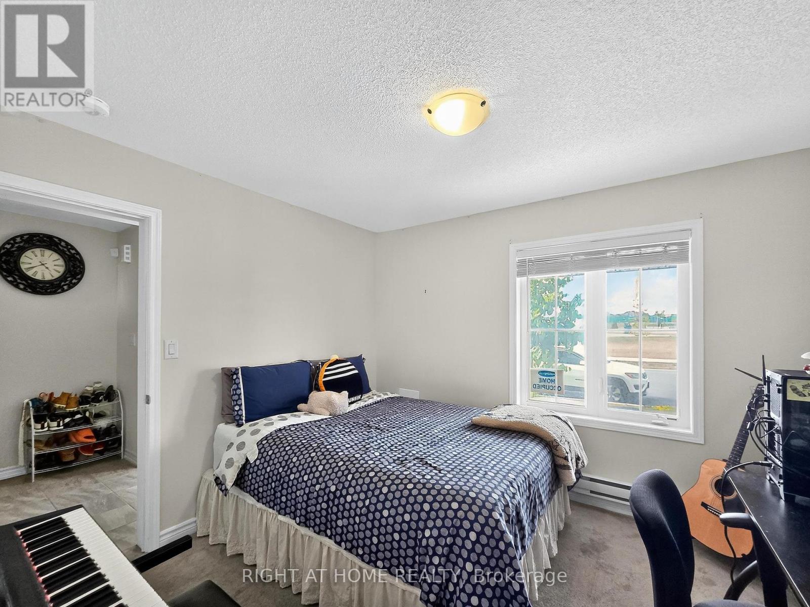 77 Whitefish Street N, Whitby, Ontario  L1P 0E4 - Photo 10 - E12334085