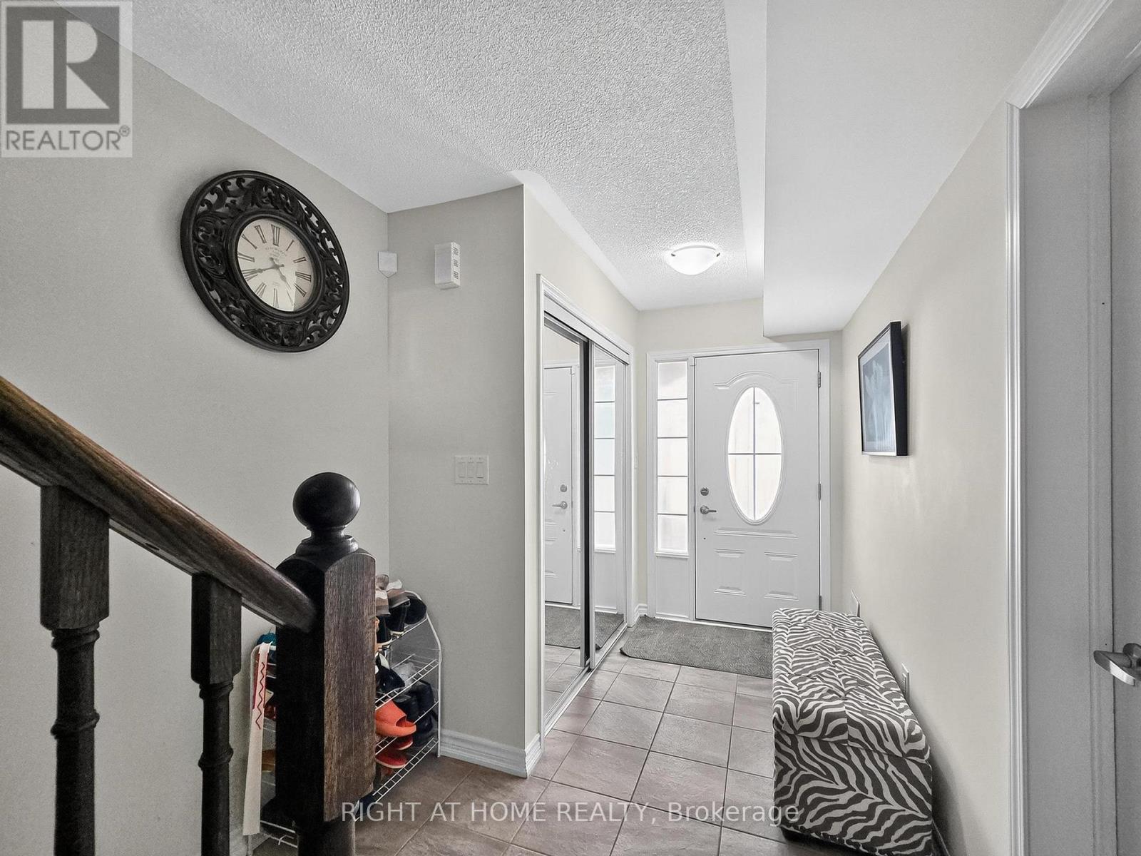 77 Whitefish Street N, Whitby, Ontario  L1P 0E4 - Photo 6 - E12334085