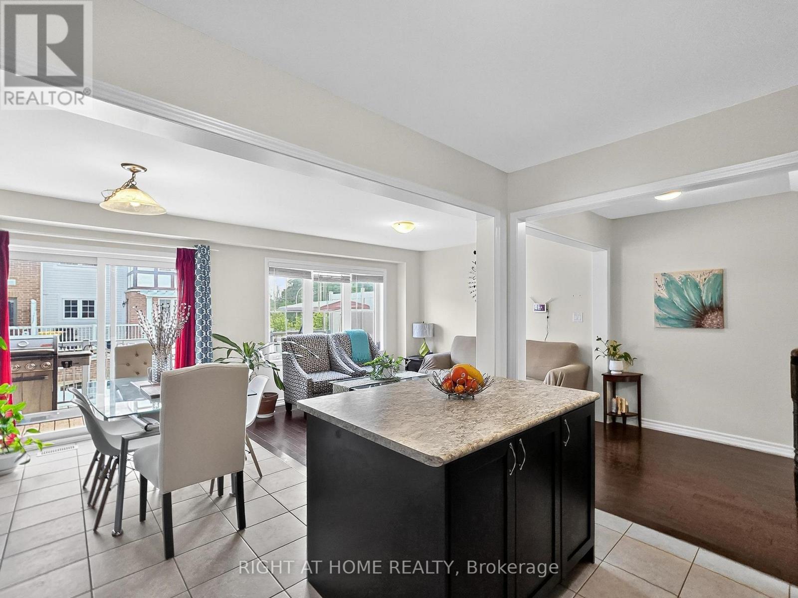 77 Whitefish Street N, Whitby, Ontario  L1P 0E4 - Photo 7 - E12334085