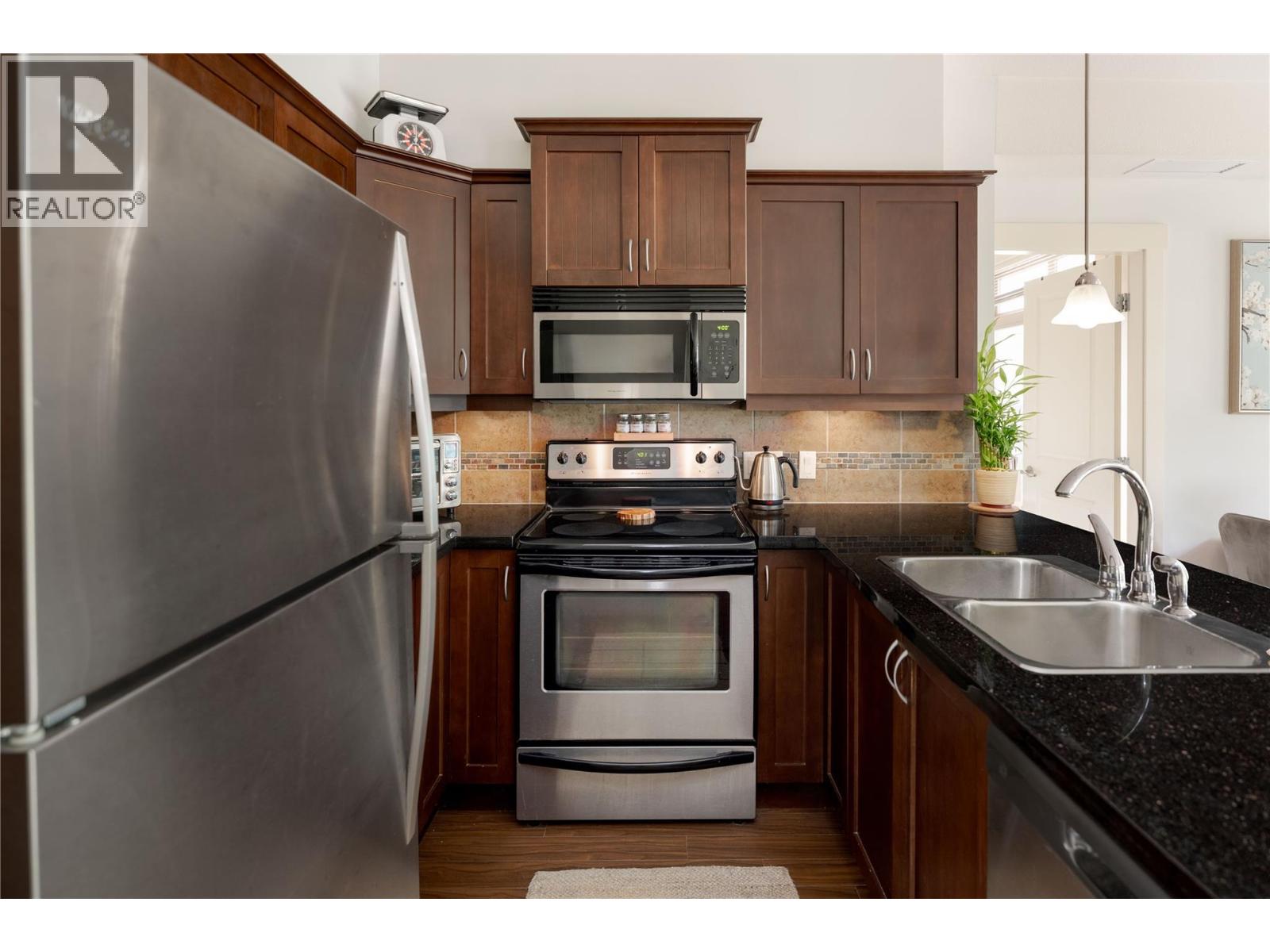 Property at 3521 Carrington Road Unit# 203 image 3