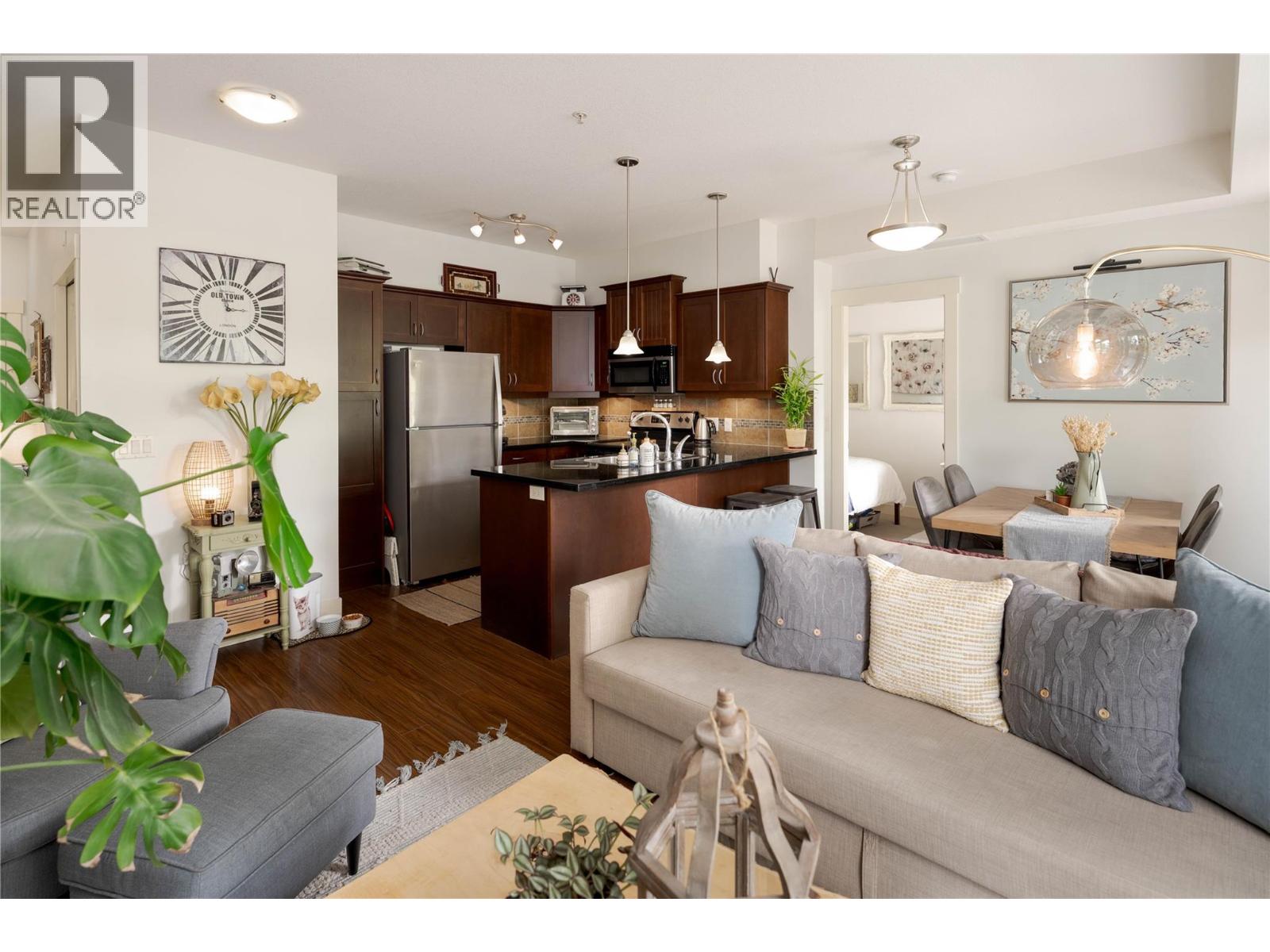 Property at 3521 Carrington Road Unit# 203 image 5