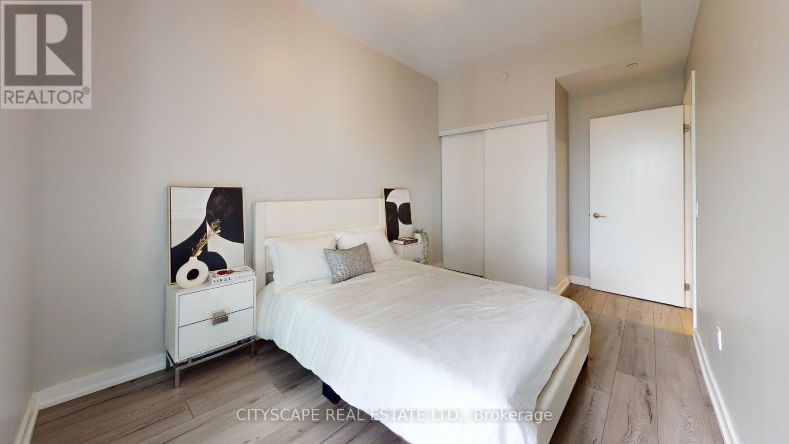 303 - 1195 The Queens Way, Toronto, Ontario  M8Z 0H1 - Photo 24 - W12334000