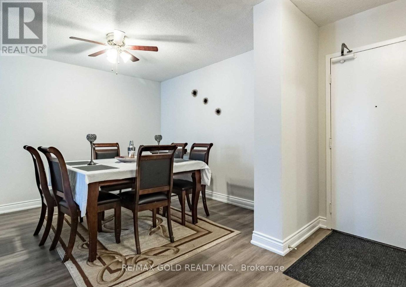 1603 - 390 Dixon Road, Toronto, Ontario  M9R 1T4 - Photo 3 - W12334052