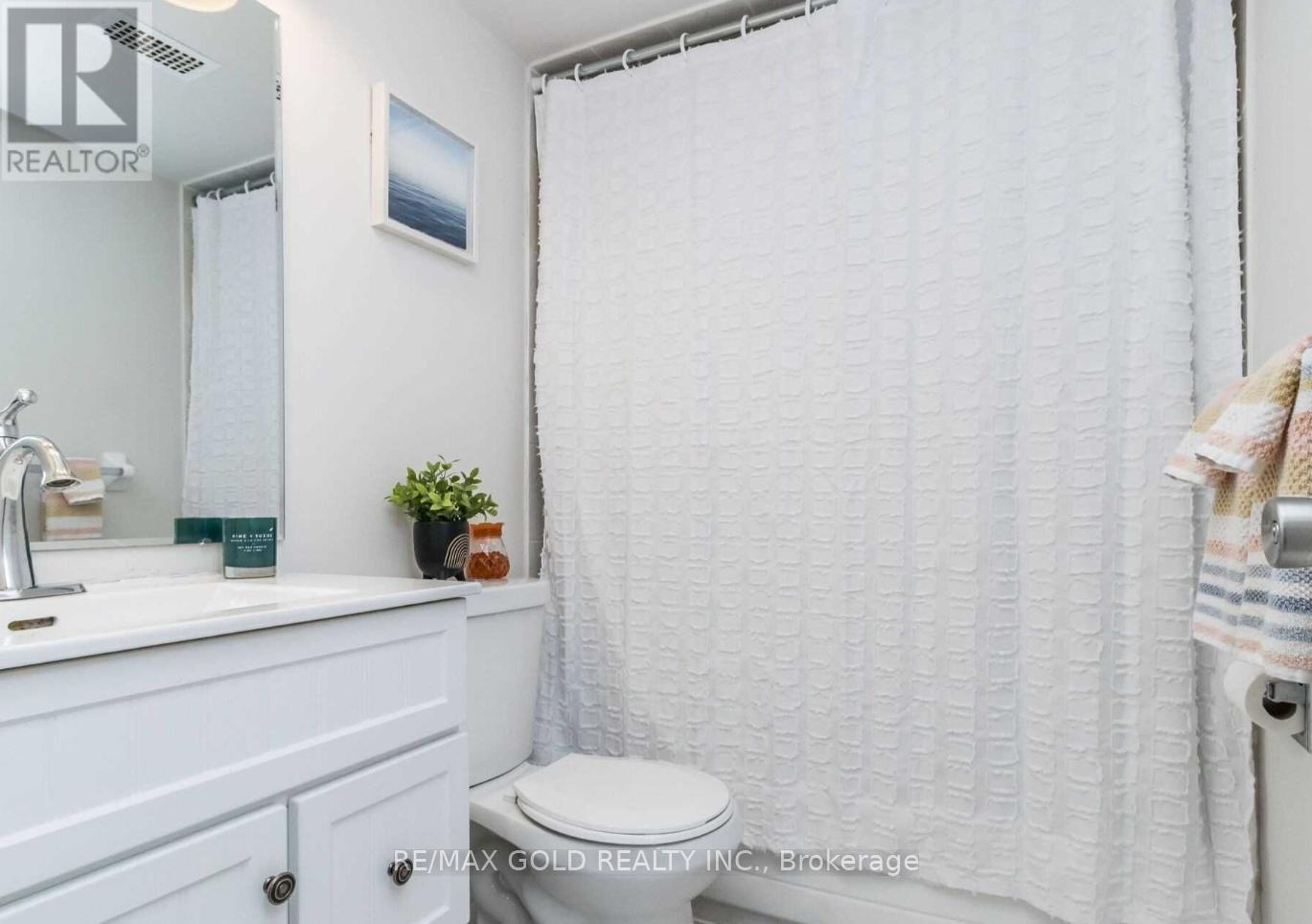 1603 - 390 Dixon Road, Toronto, Ontario  M9R 1T4 - Photo 9 - W12334052