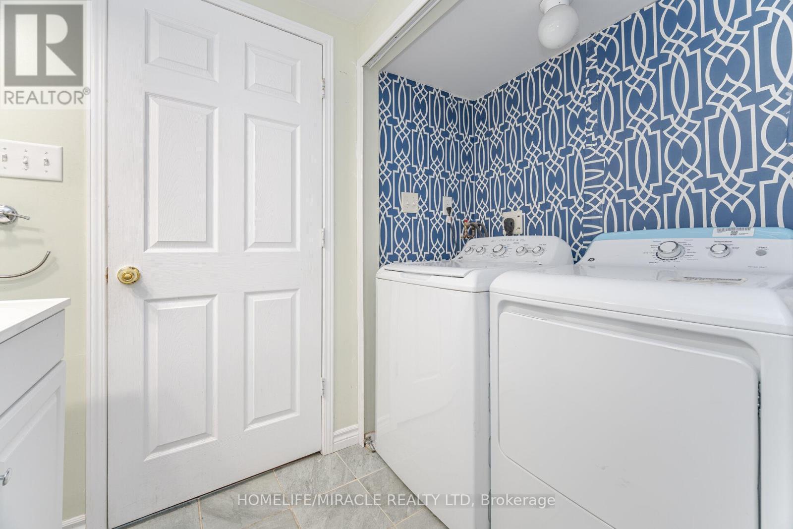 4 Vauxhall Crescent, Brampton, Ontario  L7A 3A3 - Photo 40 - W12334080