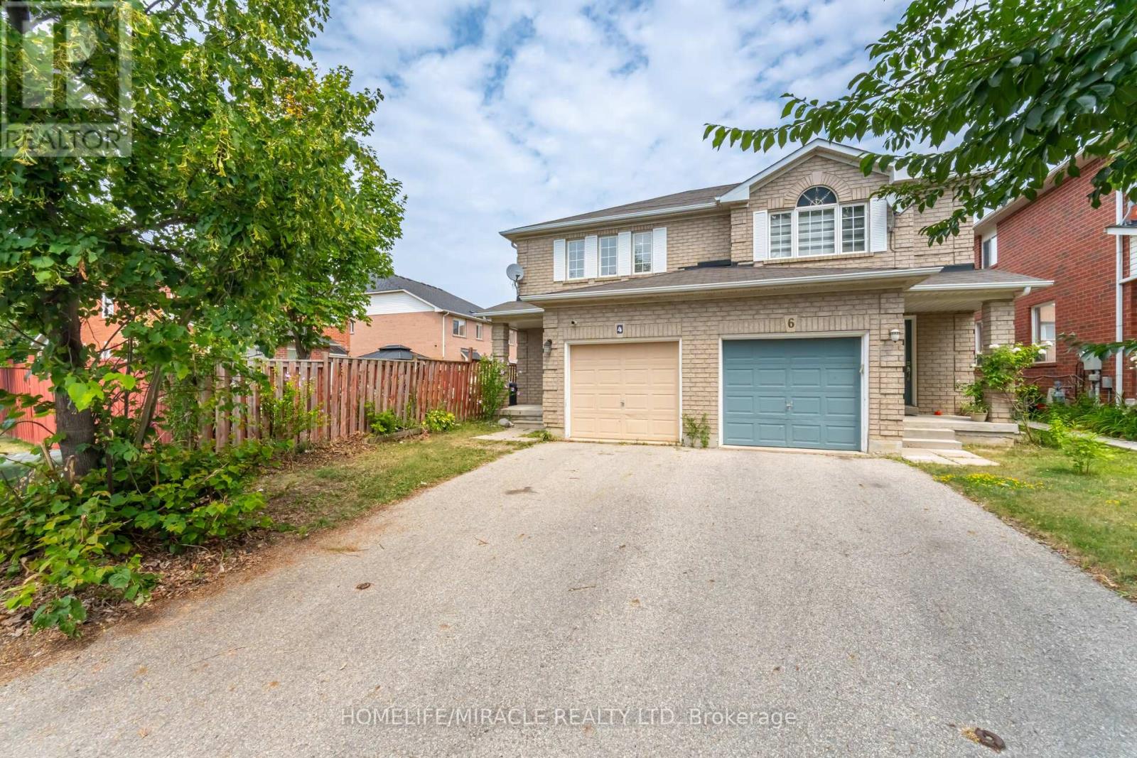 4 Vauxhall Crescent, Brampton, Ontario  L7A 3A3 - Photo 6 - W12334080