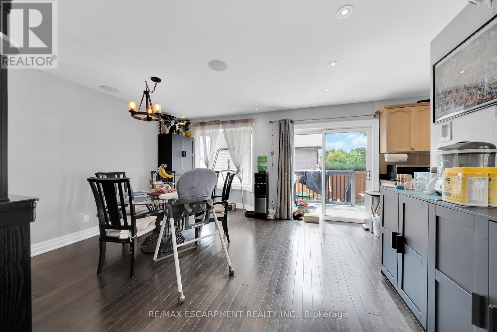 2 Tyler Drive, Hamilton, Ontario  L8E 4W9 - Photo 14 - X12334055