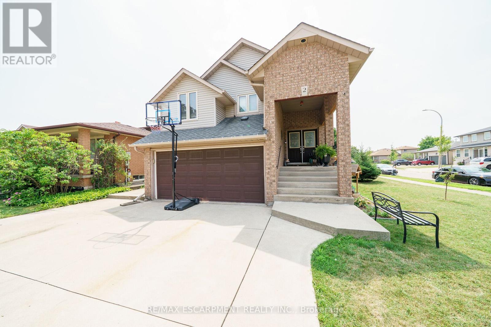 2 Tyler Drive, Hamilton, Ontario  L8E 4W9 - Photo 50 - X12334055