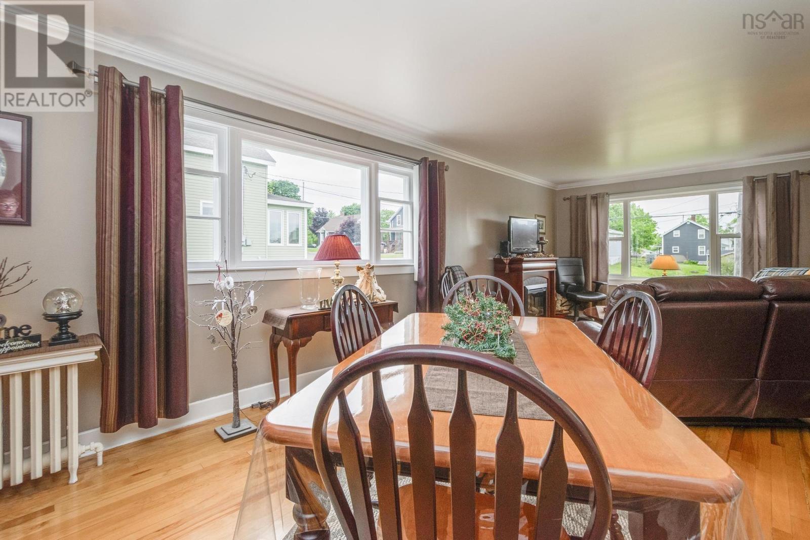 45 Belmont Avenue, Stellarton, Nova Scotia  B0K 1S0 - Photo 11 - 202514019