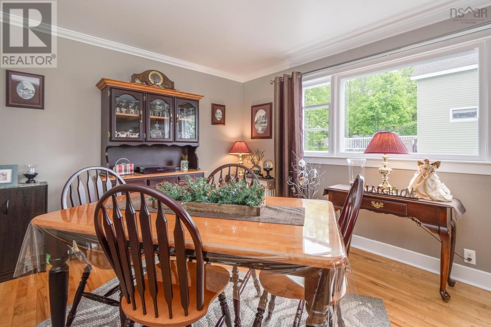 45 Belmont Avenue, Stellarton, Nova Scotia  B0K 1S0 - Photo 12 - 202514019