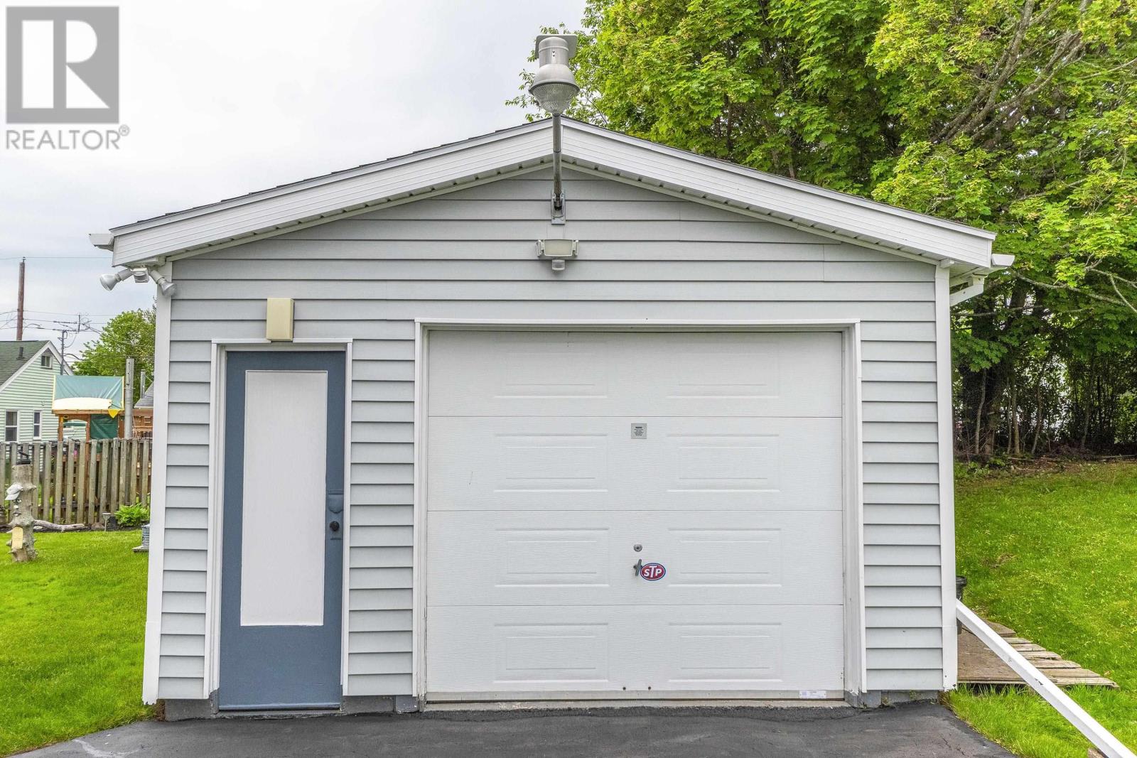 45 Belmont Avenue, Stellarton, Nova Scotia  B0K 1S0 - Photo 6 - 202514019