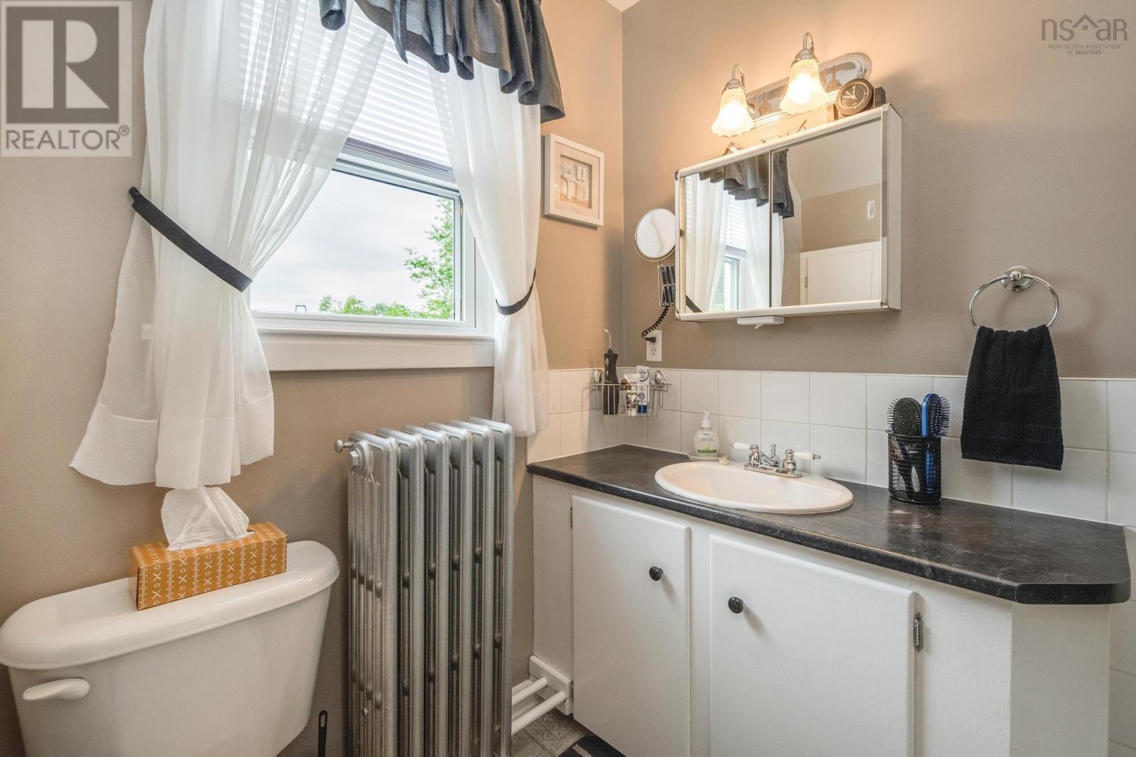 45 Belmont Avenue, Stellarton, Nova Scotia  B0K 1S0 - Photo 28 - 202514019