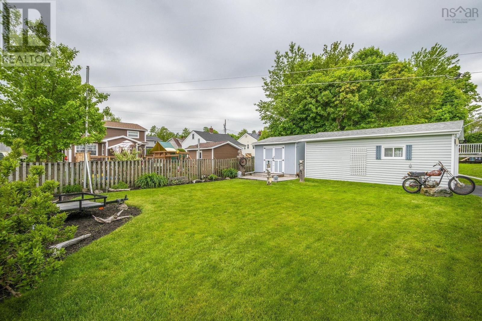 45 Belmont Avenue, Stellarton, Nova Scotia  B0K 1S0 - Photo 7 - 202514019