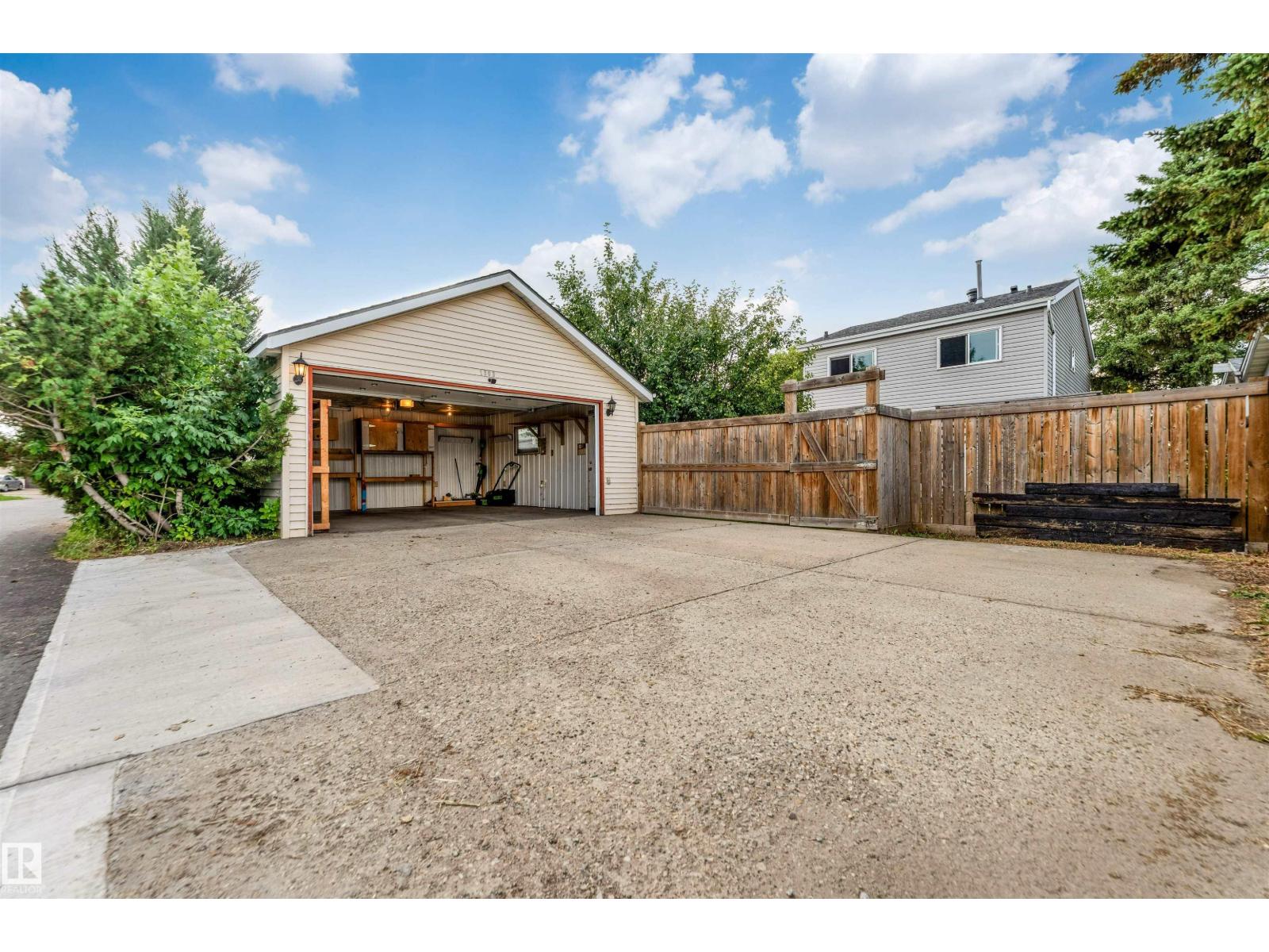 1303 37 St Nw, Edmonton, Alberta  T6L 2N1 - Photo 18 - E4452040