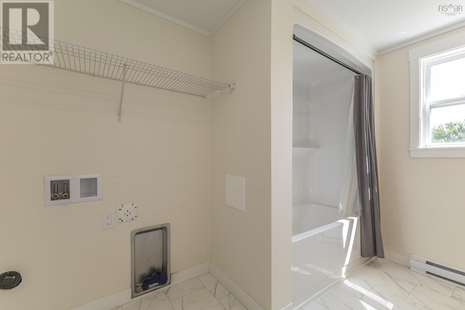 3740 Number 7 Highway, Ashdale, Nova Scotia  B2G 2L3 - Photo 16 - 202520146