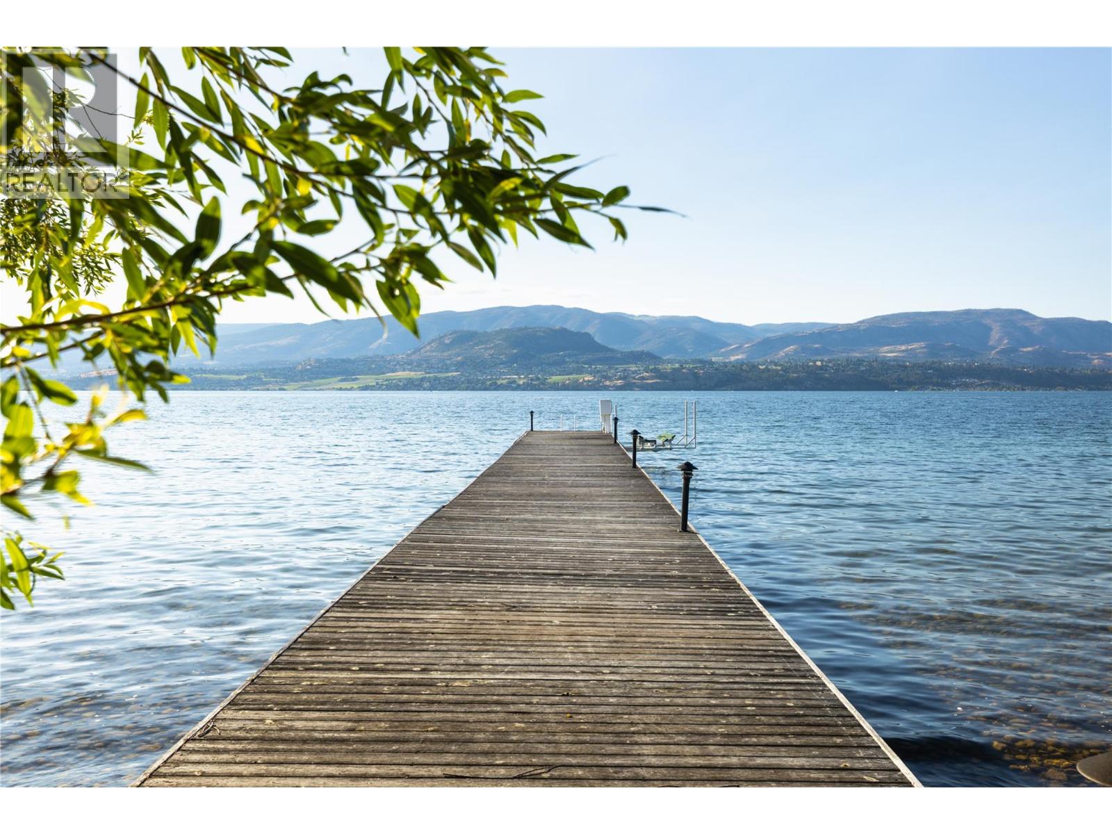 4840 Lakeshore Road, Kelowna, British Columbia  V1W 4H6 - Photo 15 - 10358738