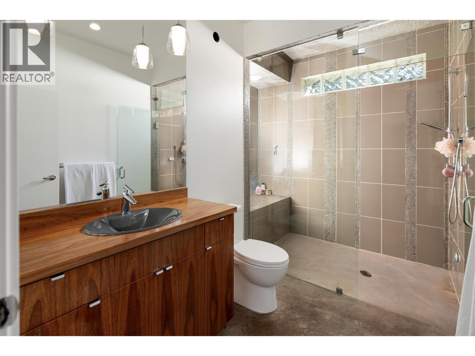 4840 Lakeshore Road, Kelowna, British Columbia  V1W 4H6 - Photo 56 - 10358738