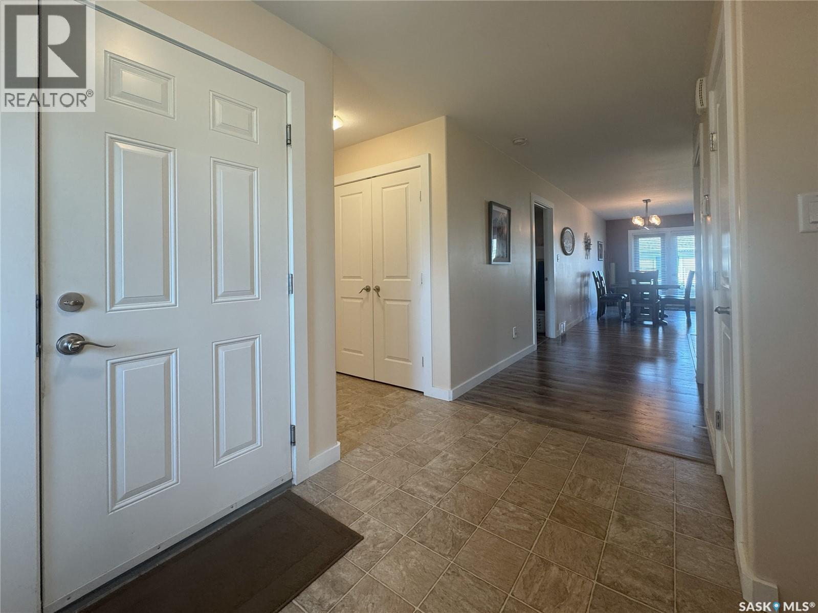 325 2nd Street, Waldheim, Saskatchewan  S0K 4R0 - Photo 6 - SK015150
