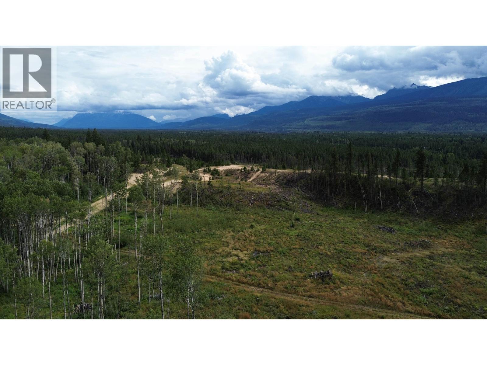 LOT 3 N 5 HIGHWAY, Valemount, British Columbia