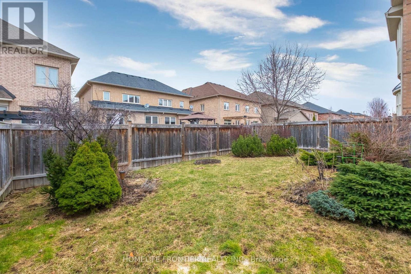 92 Wardlaw Place, Vaughan, Ontario  L4H 0Z9 - Photo 25 - N12334175
