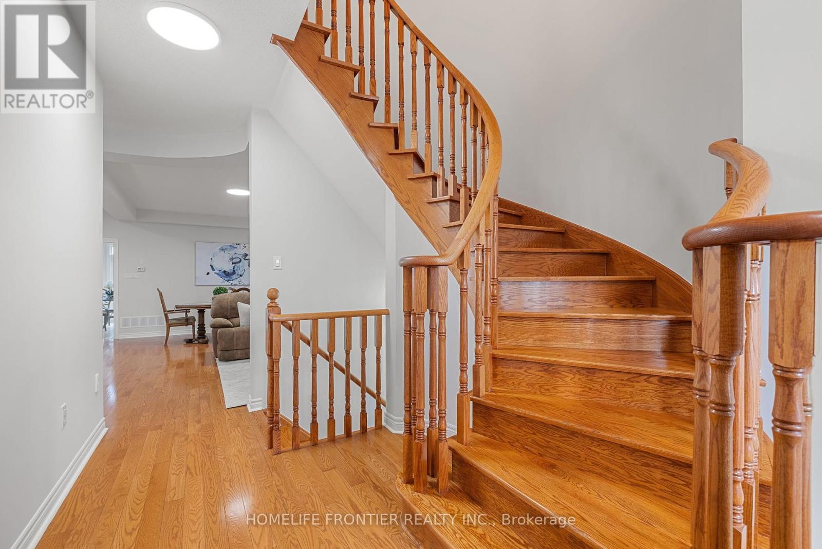 Property at 92 WARDLAW PLACE image 5