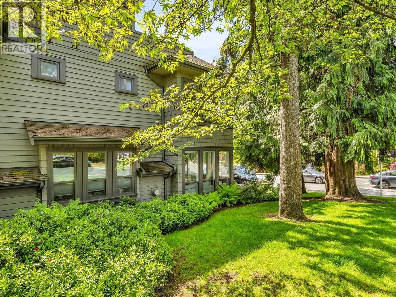 Property at 1664 ST.GEORGES AVENUE image 2