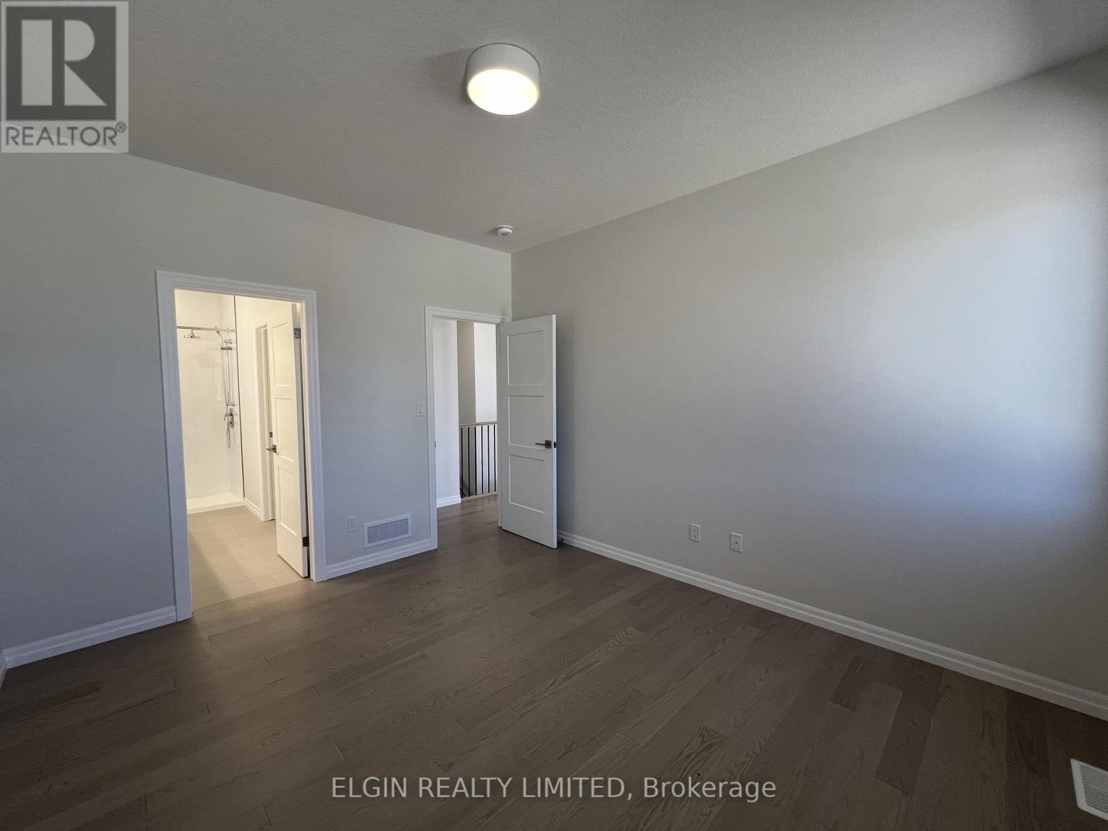 Photo 16 of 27 for 45 Hemlock Crescent