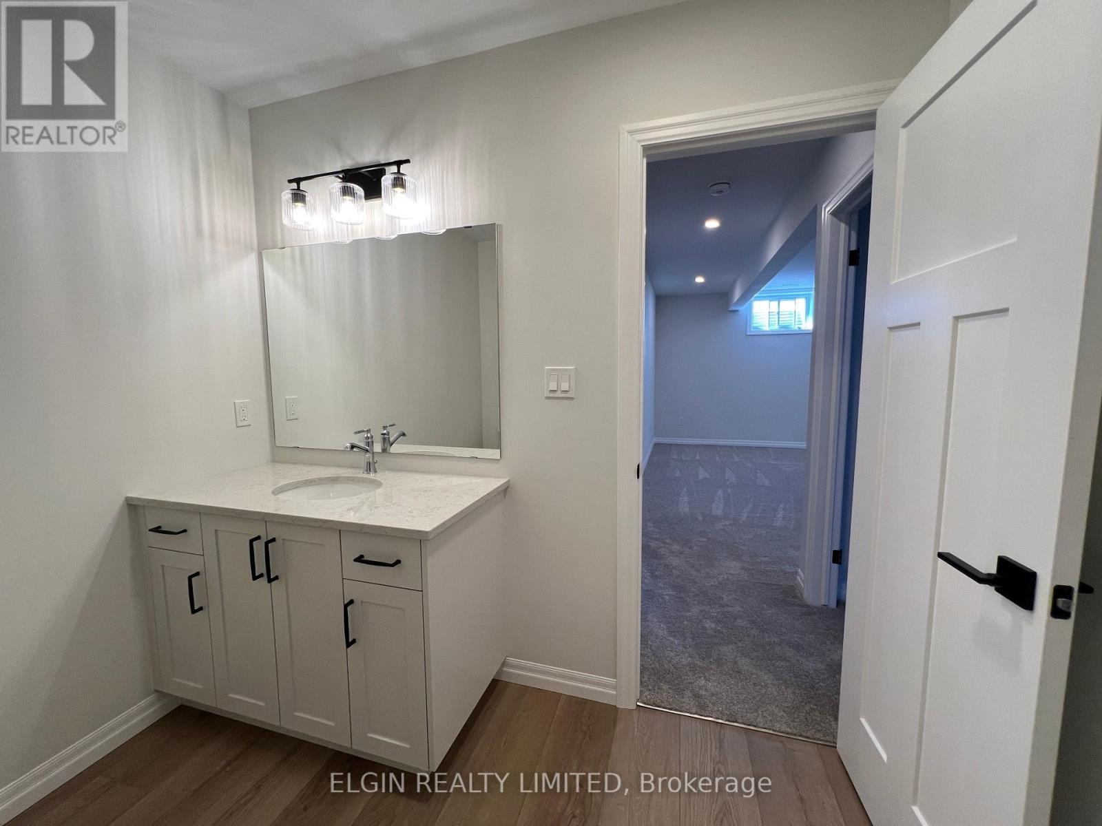 Photo 22 of 26 for 47 Hemlock Crescent