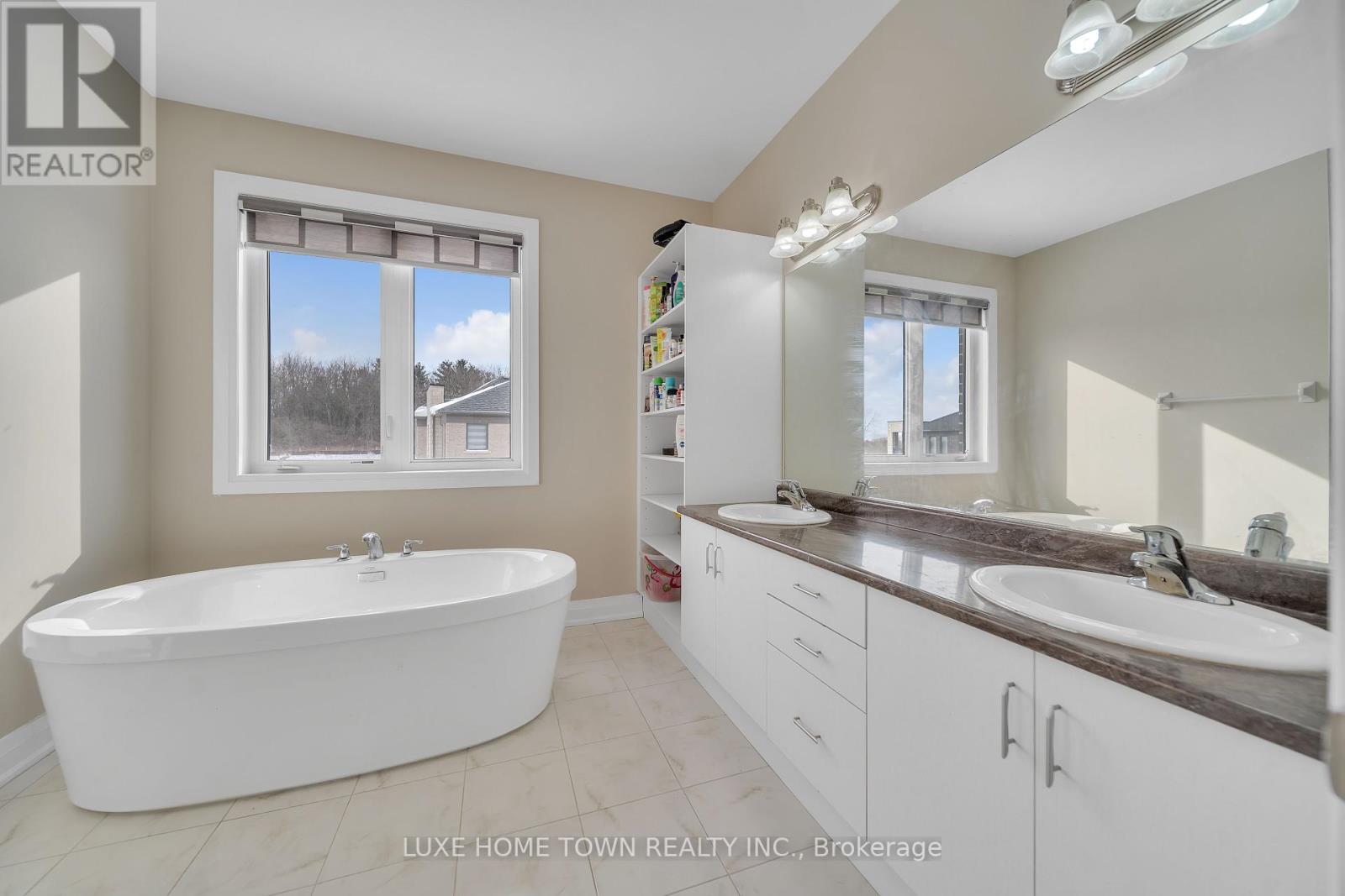 101 Prince Charles Crescent, Woodstock, Ontario  N4T 0N1 - Photo 38 - X12334205