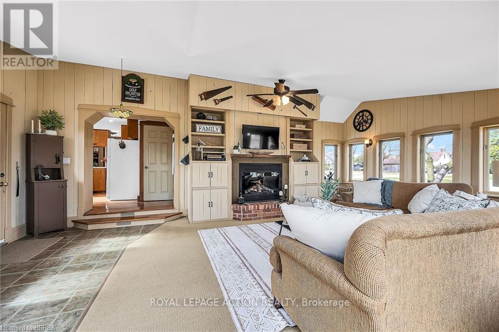 119 Wetmores Road, Brant, Ontario  N0E 1K0 - Photo 2 - X12334209