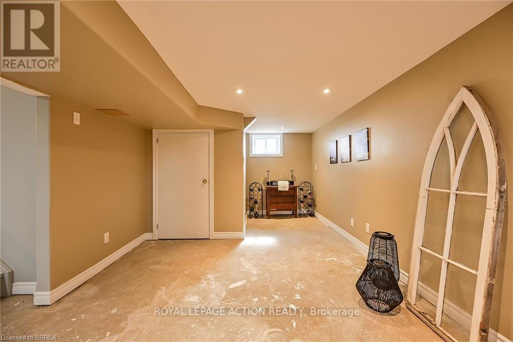 119 Wetmores Road, Brant, Ontario  N0E 1K0 - Photo 36 - X12334209