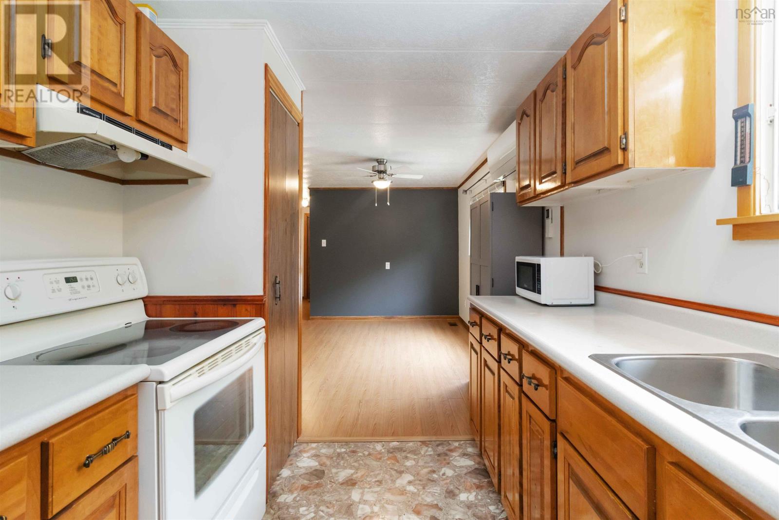 58 Emeneau Road, Brooklyn, Nova Scotia  B0J 1H0 - Photo 11 - 202517545