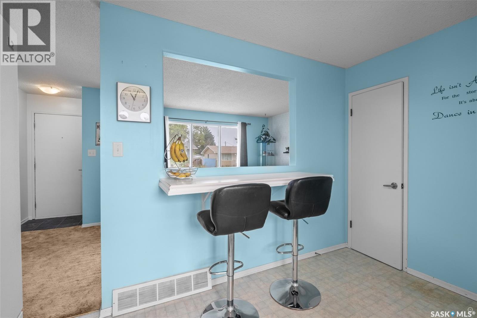 425 30th Street E, Prince Albert, Saskatchewan  S6V 1Z5 - Photo 11 - SK015146