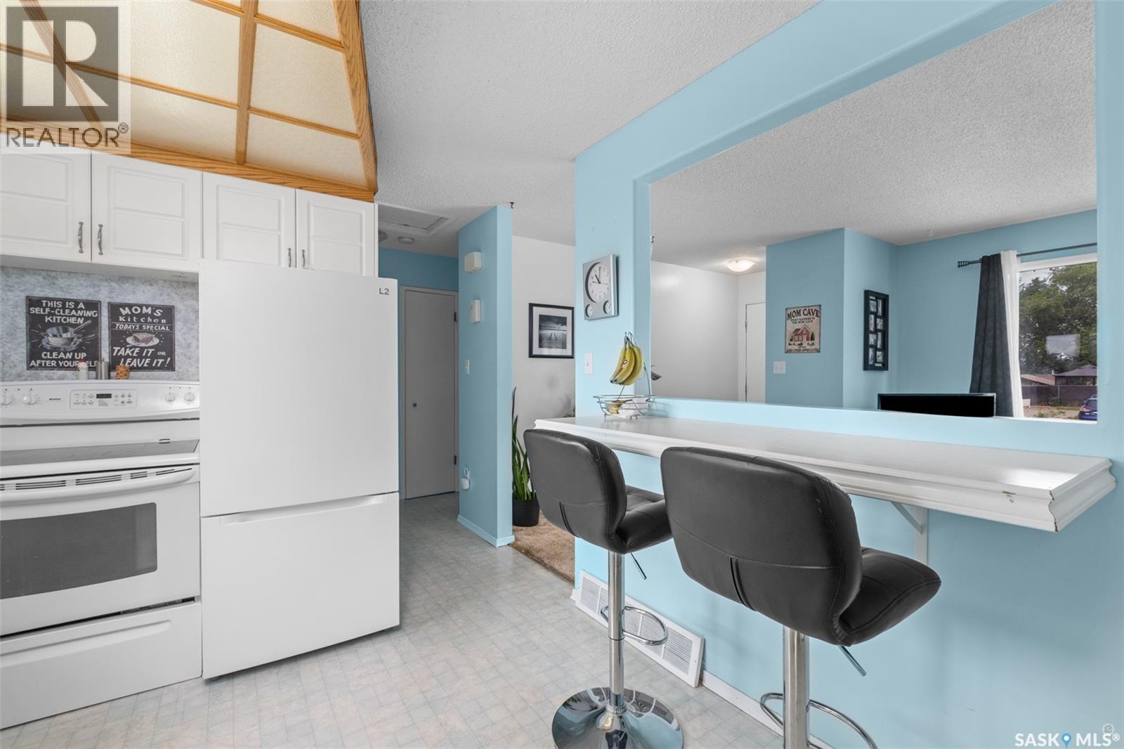 425 30th Street E, Prince Albert, Saskatchewan  S6V 1Z5 - Photo 12 - SK015146