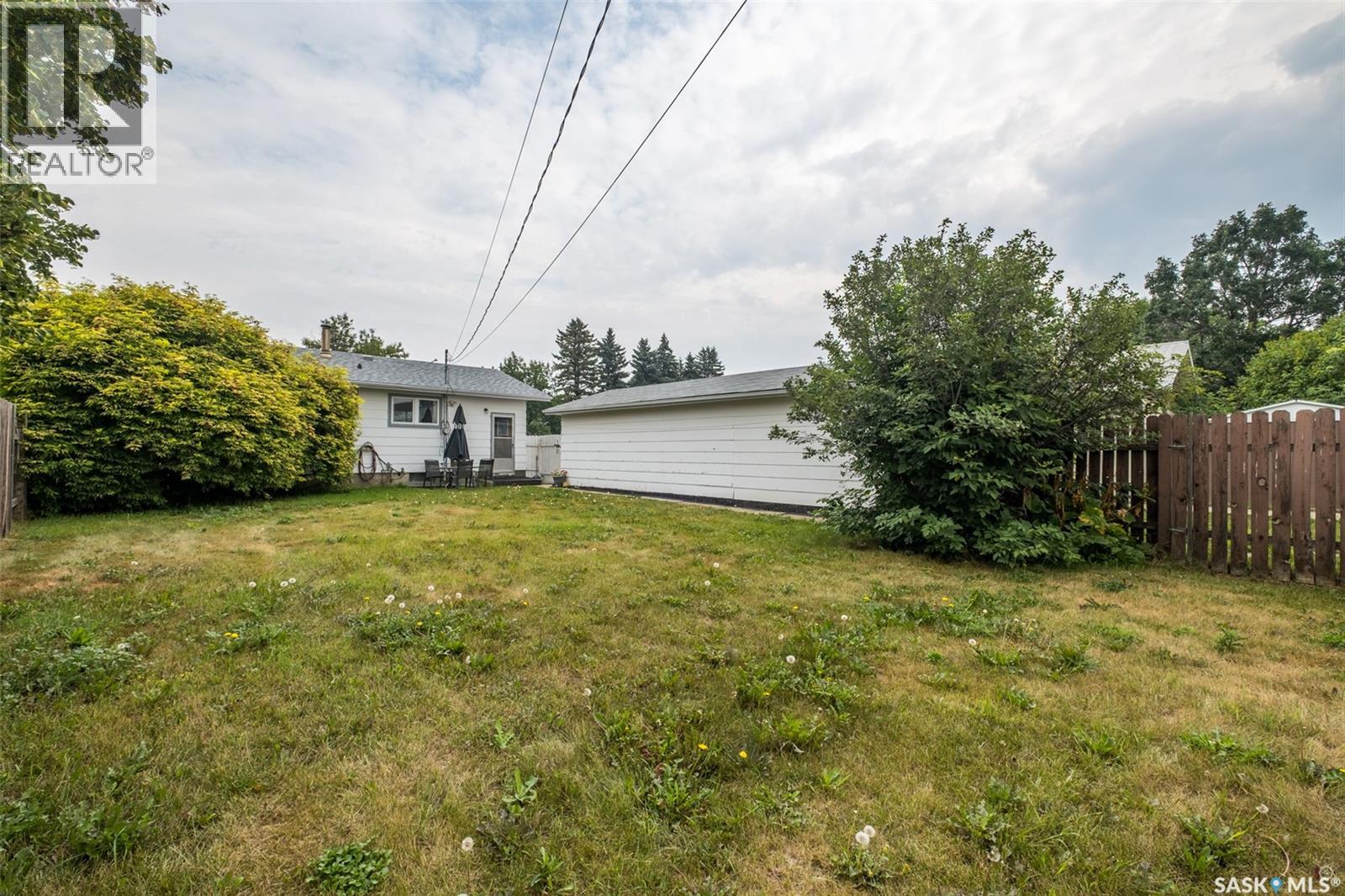 425 30th Street E, Prince Albert, Saskatchewan  S6V 1Z5 - Photo 28 - SK015146