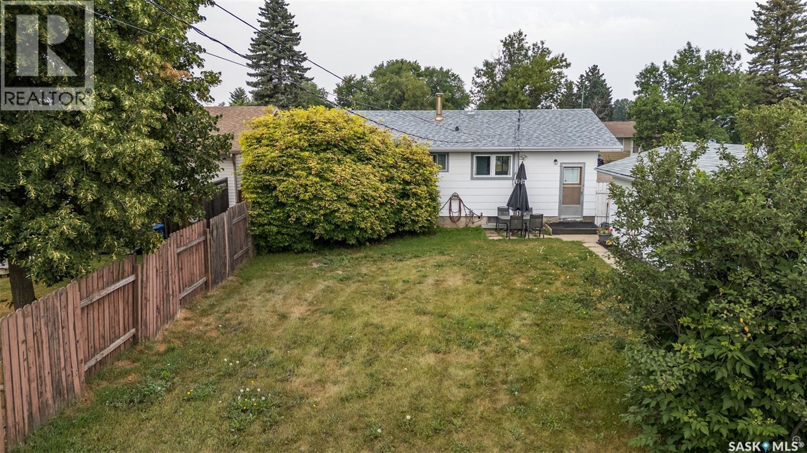 425 30th Street E, Prince Albert, Saskatchewan  S6V 1Z5 - Photo 38 - SK015146