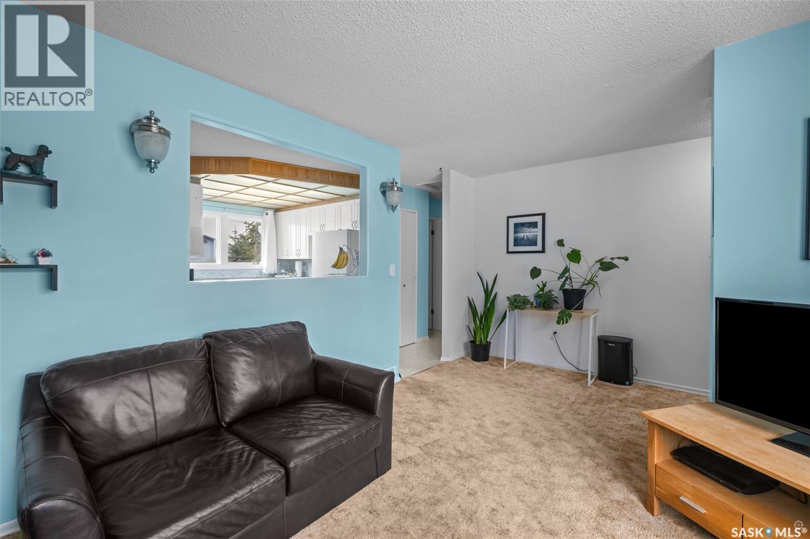 425 30th Street E, Prince Albert, Saskatchewan  S6V 1Z5 - Photo 6 - SK015146