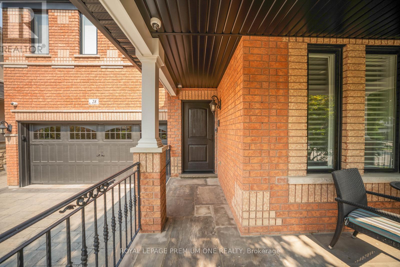 Property at 28 JOHNSWOOD CRESCENT image 5
