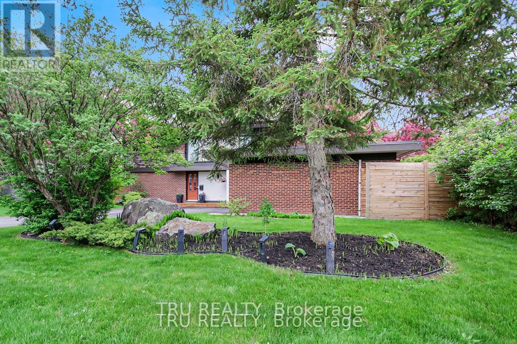 36 Varley Drive, Ottawa, Ontario  K2K 1G2 - Photo 46 - X12334390