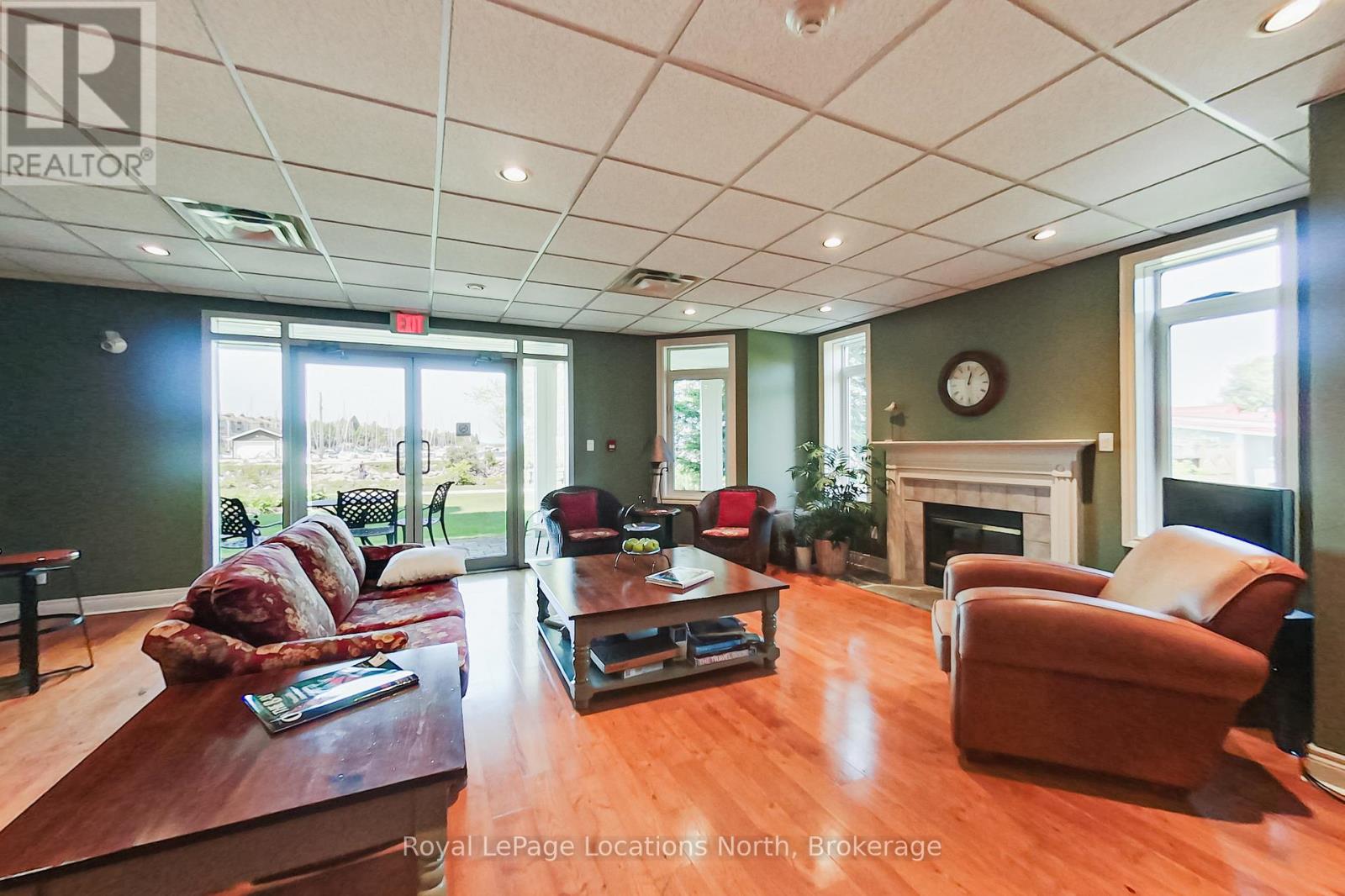 104 - 10 Bay Street E, Blue Mountains, Ontario  N0H 2P0 - Photo 35 - X12194390