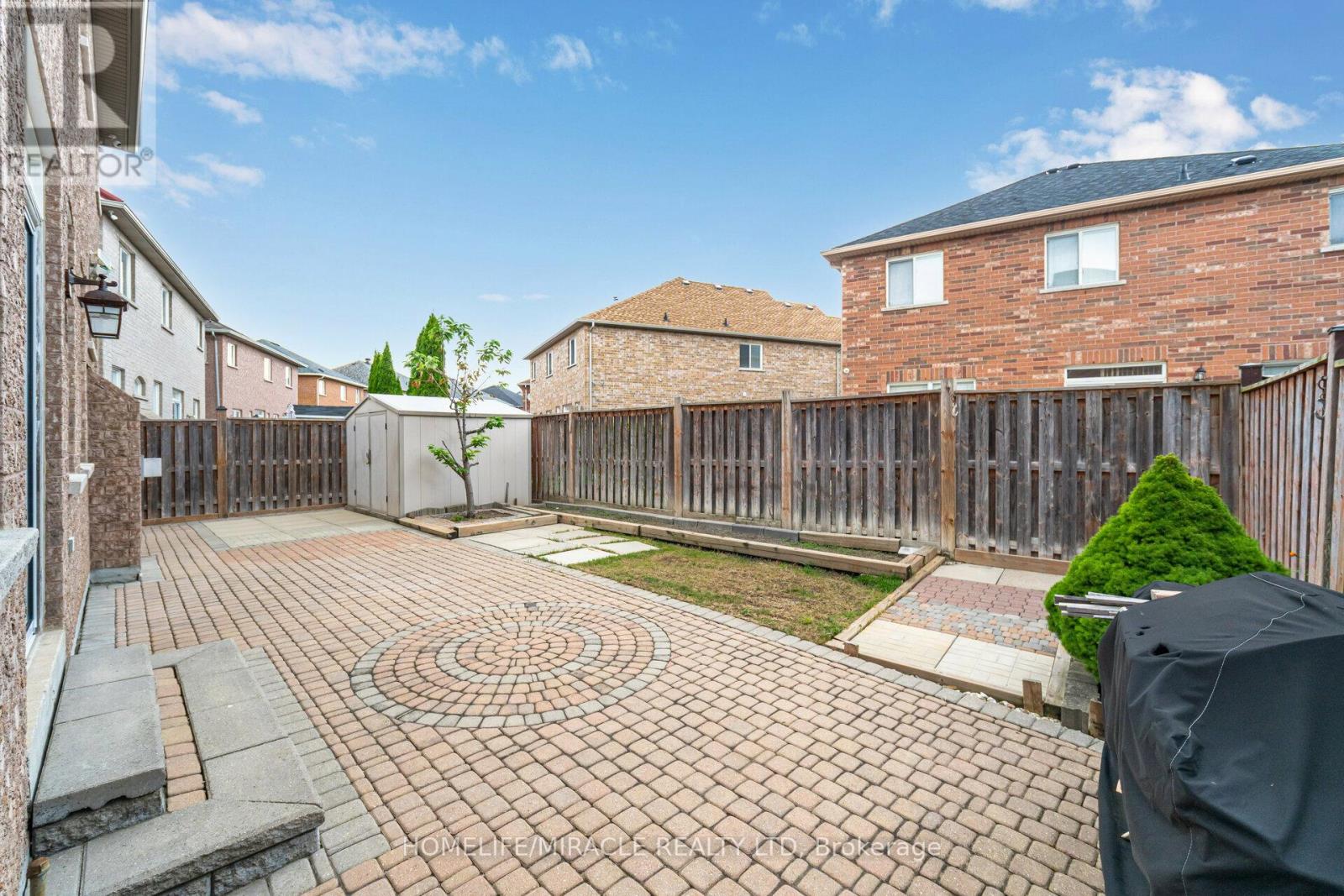 21 Summershade Street, Brampton, Ontario  L6P 2C2 - Photo 47 - W12334262