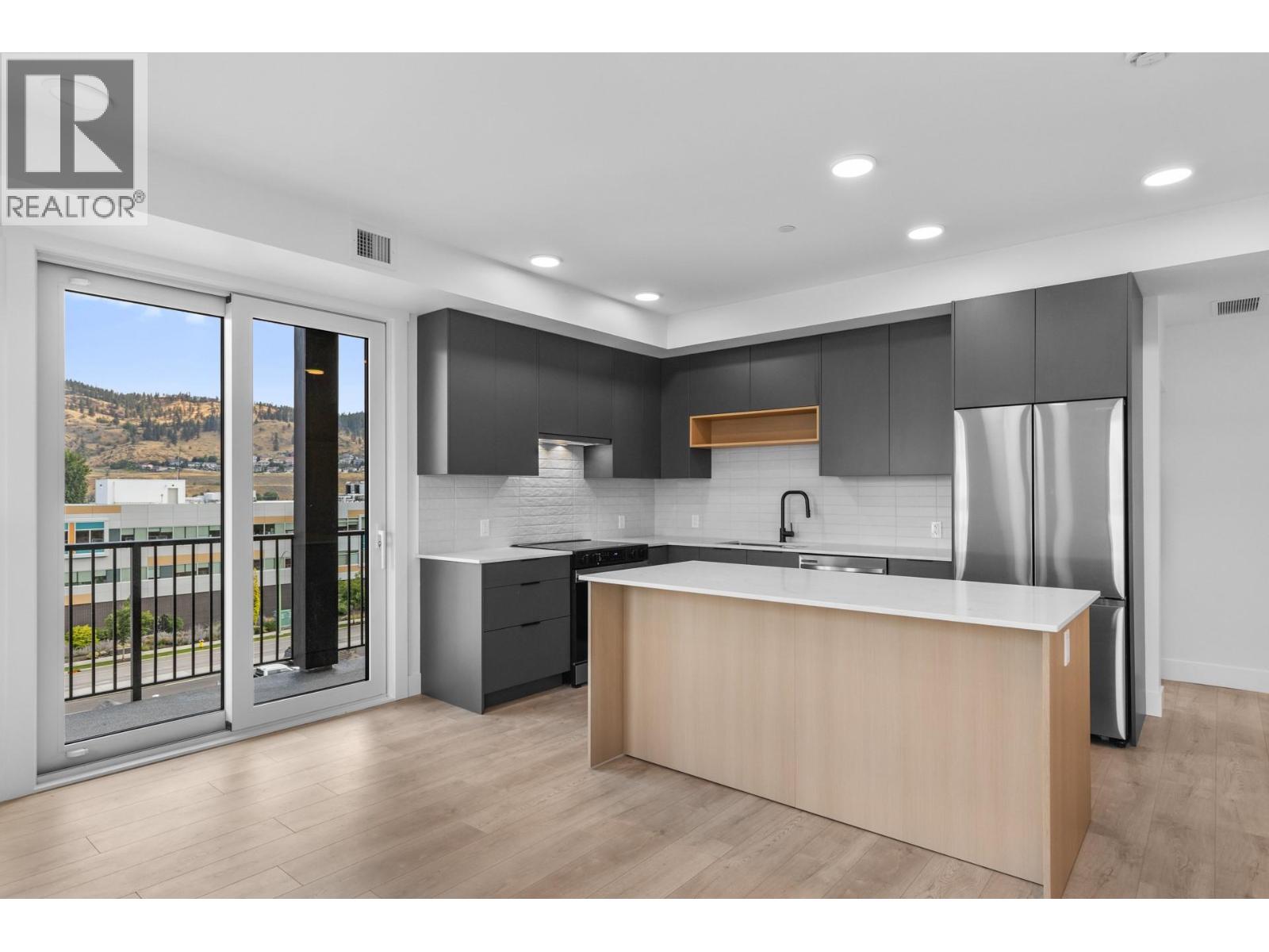 620 Coronation Avenue Unit# 406, Kelowna, British Columbia