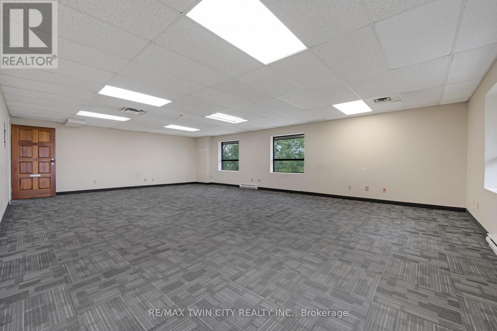 #204 - 181 Groh Avenue, Cambridge, Ontario  N3C 1Y8 - Photo 9 - X12334326