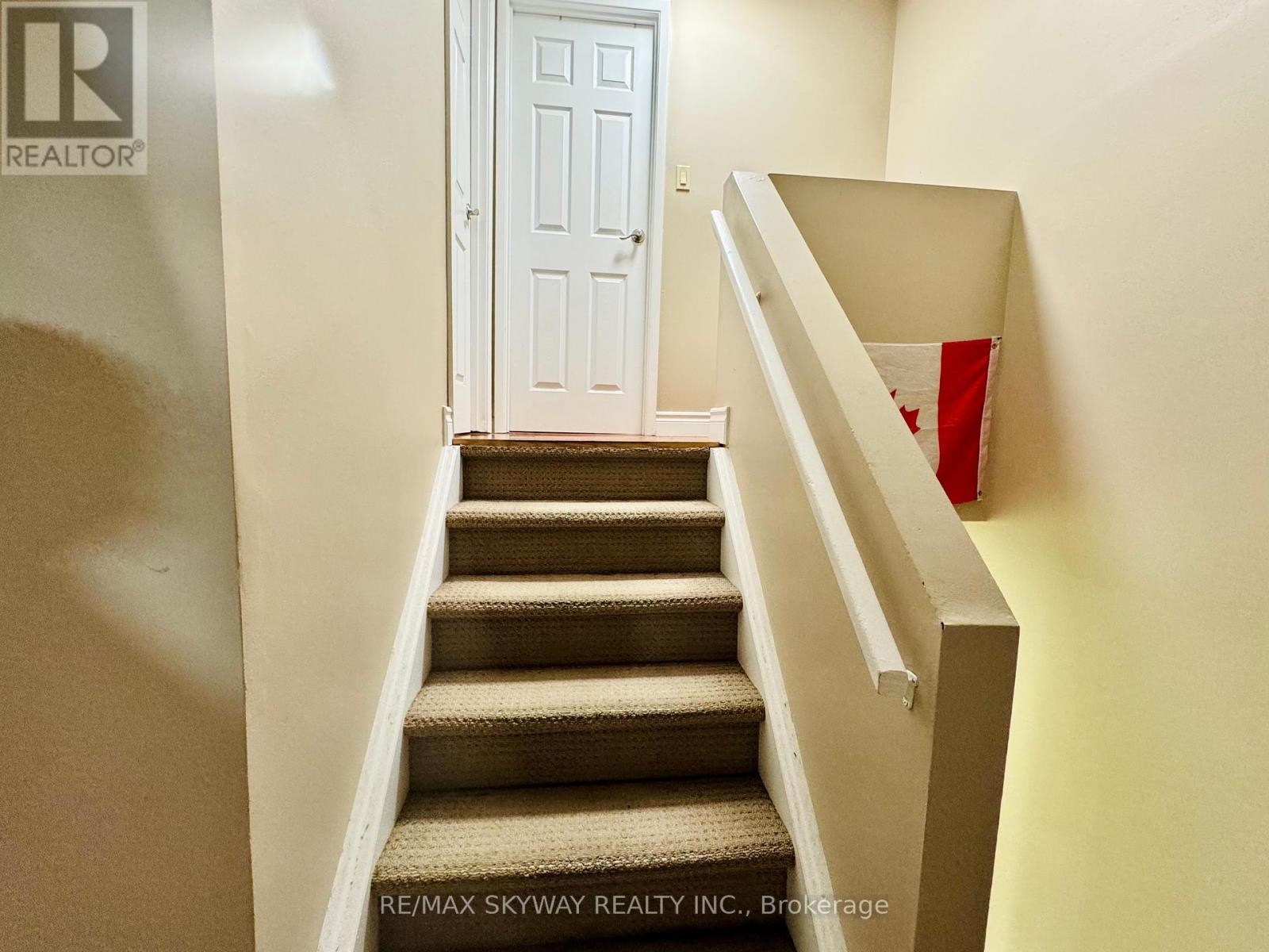 1 - 294 Fergus Avenue, Kitchener, Ontario  N2A 2H5 - Photo 6 - X12334335